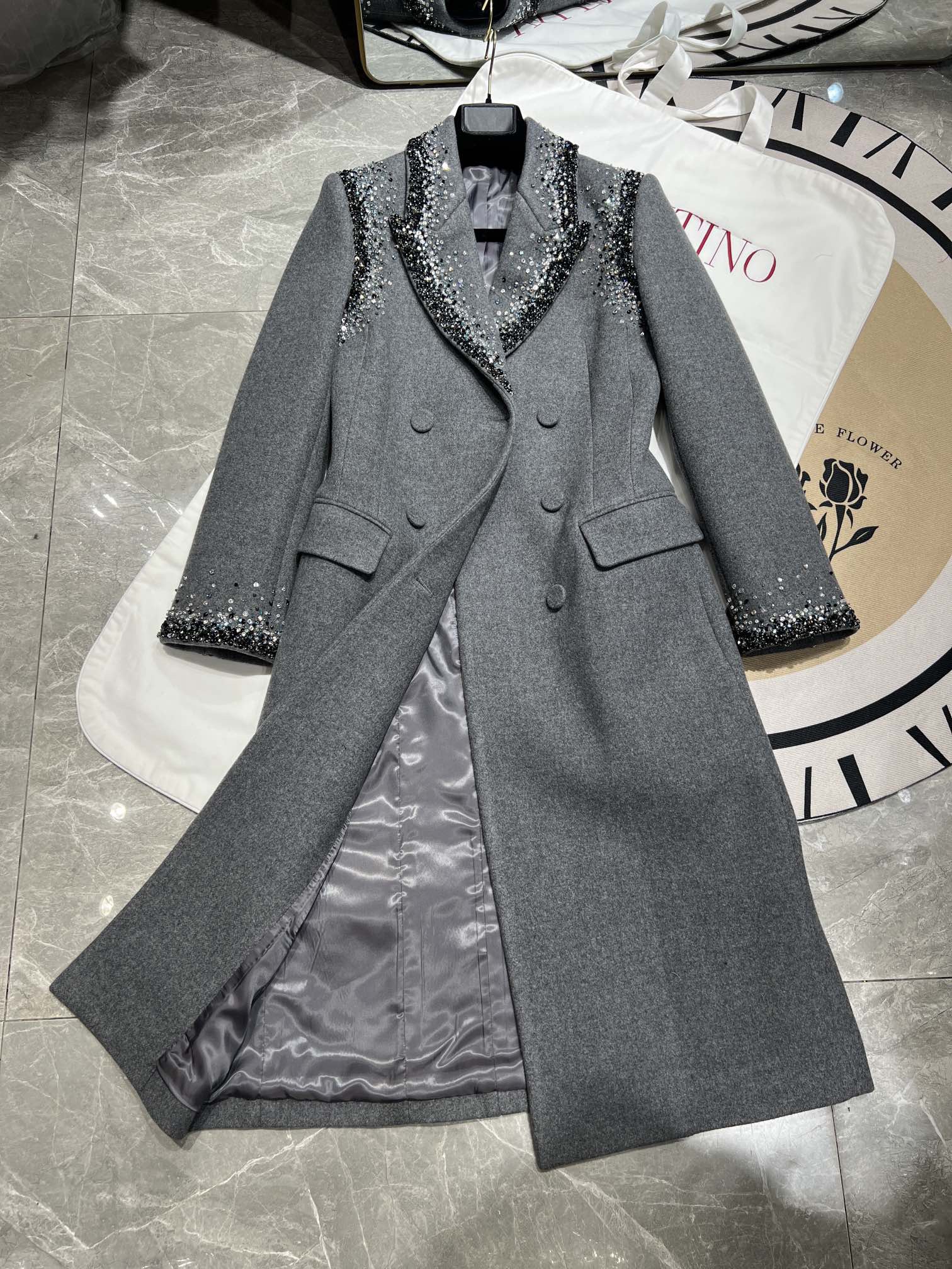 COAT  - Image 8