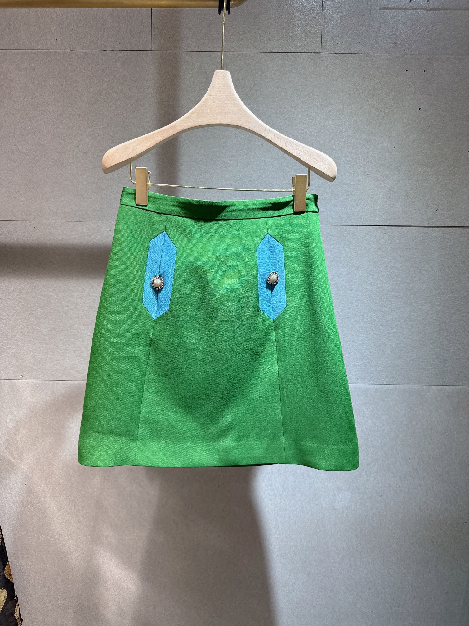 SKIRT 