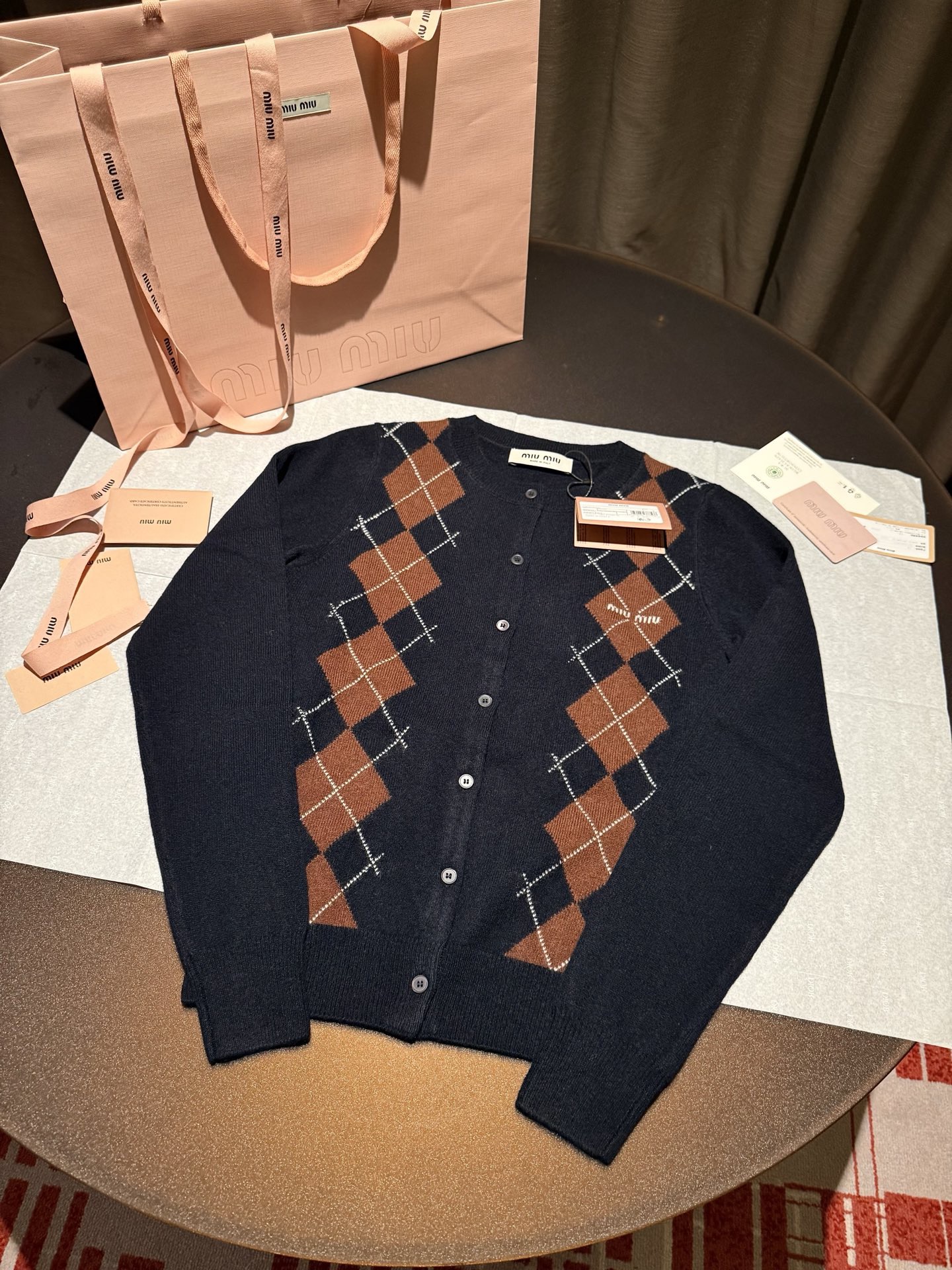 JACKET 