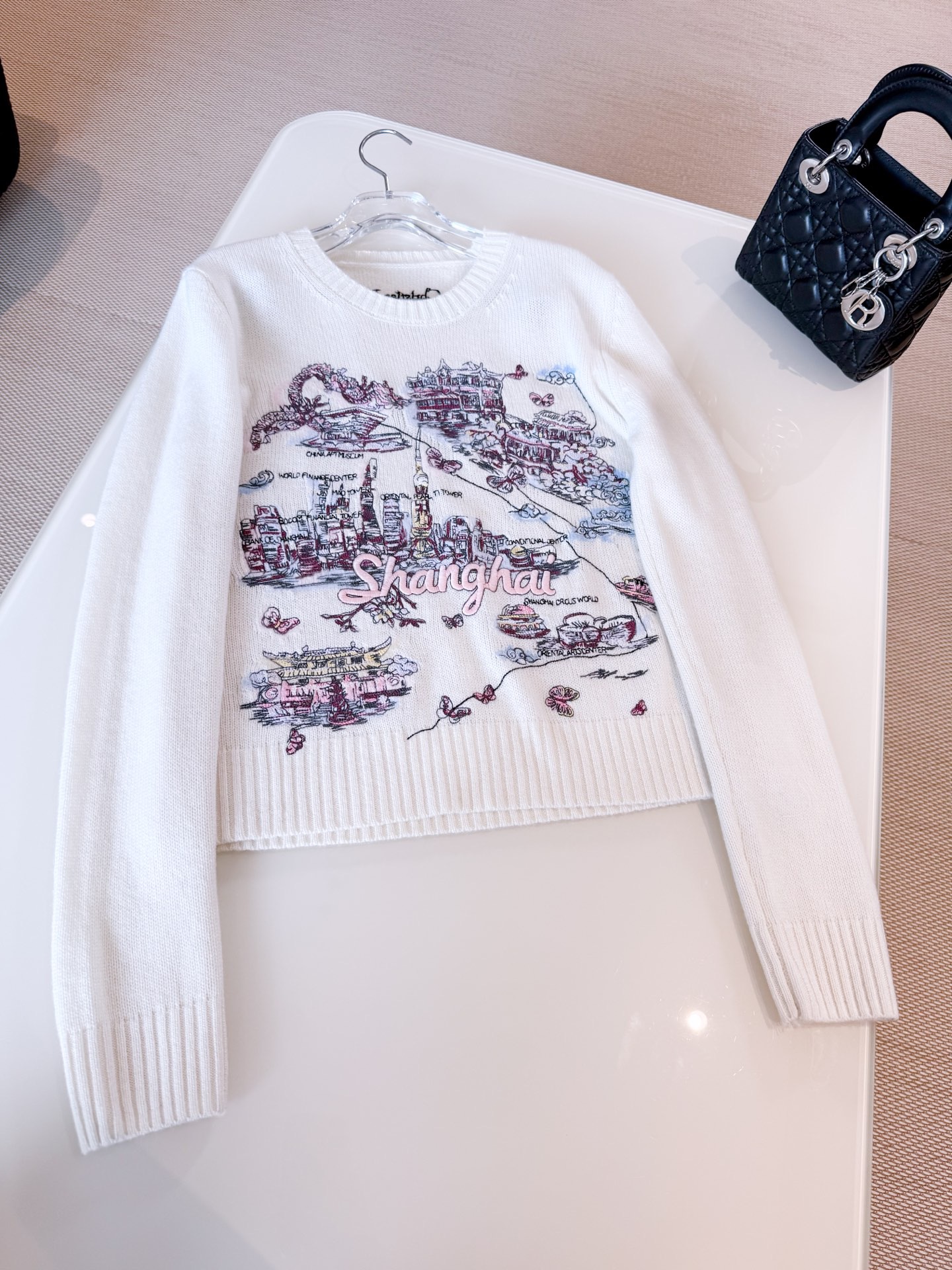 SWEATSHIRT 