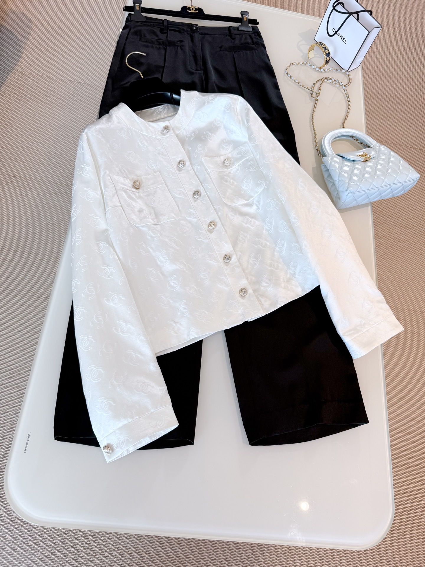 JACKET 