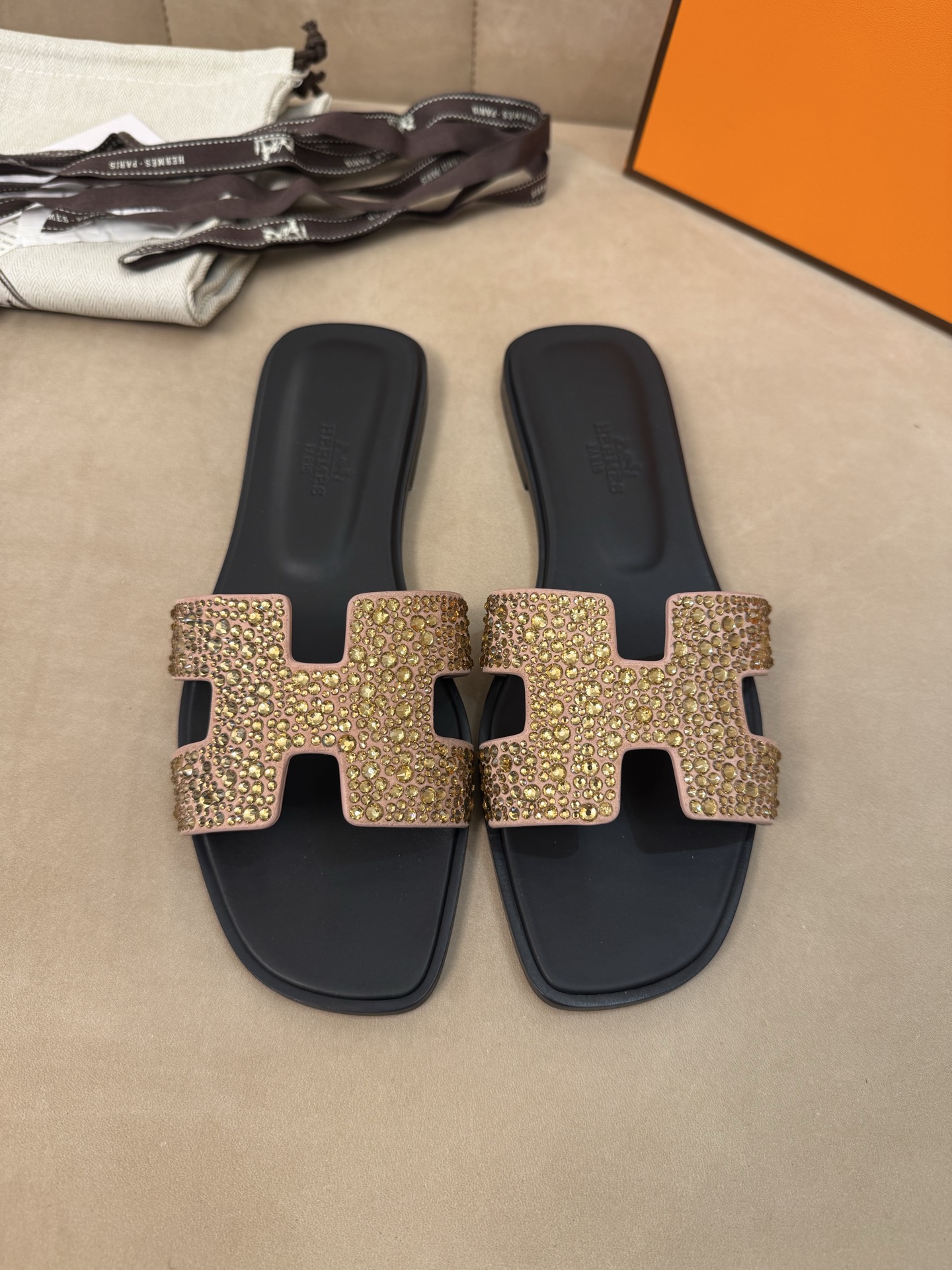 Oran Sandal