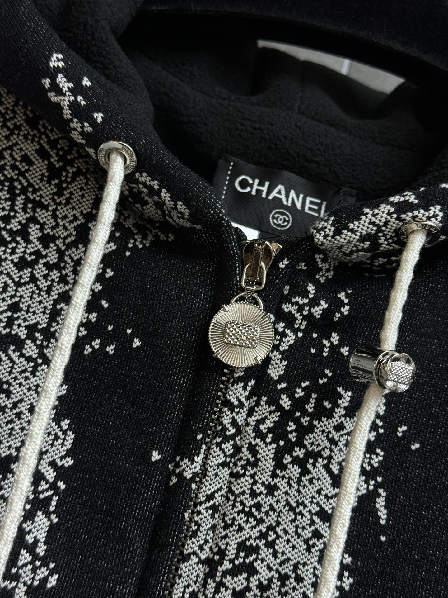 JACKET  - Image 4