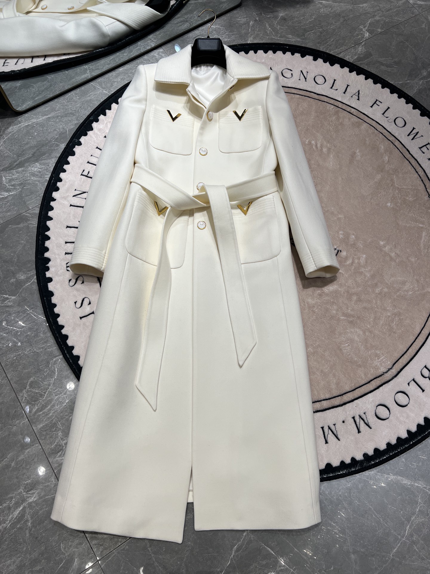 COAT - Image 5