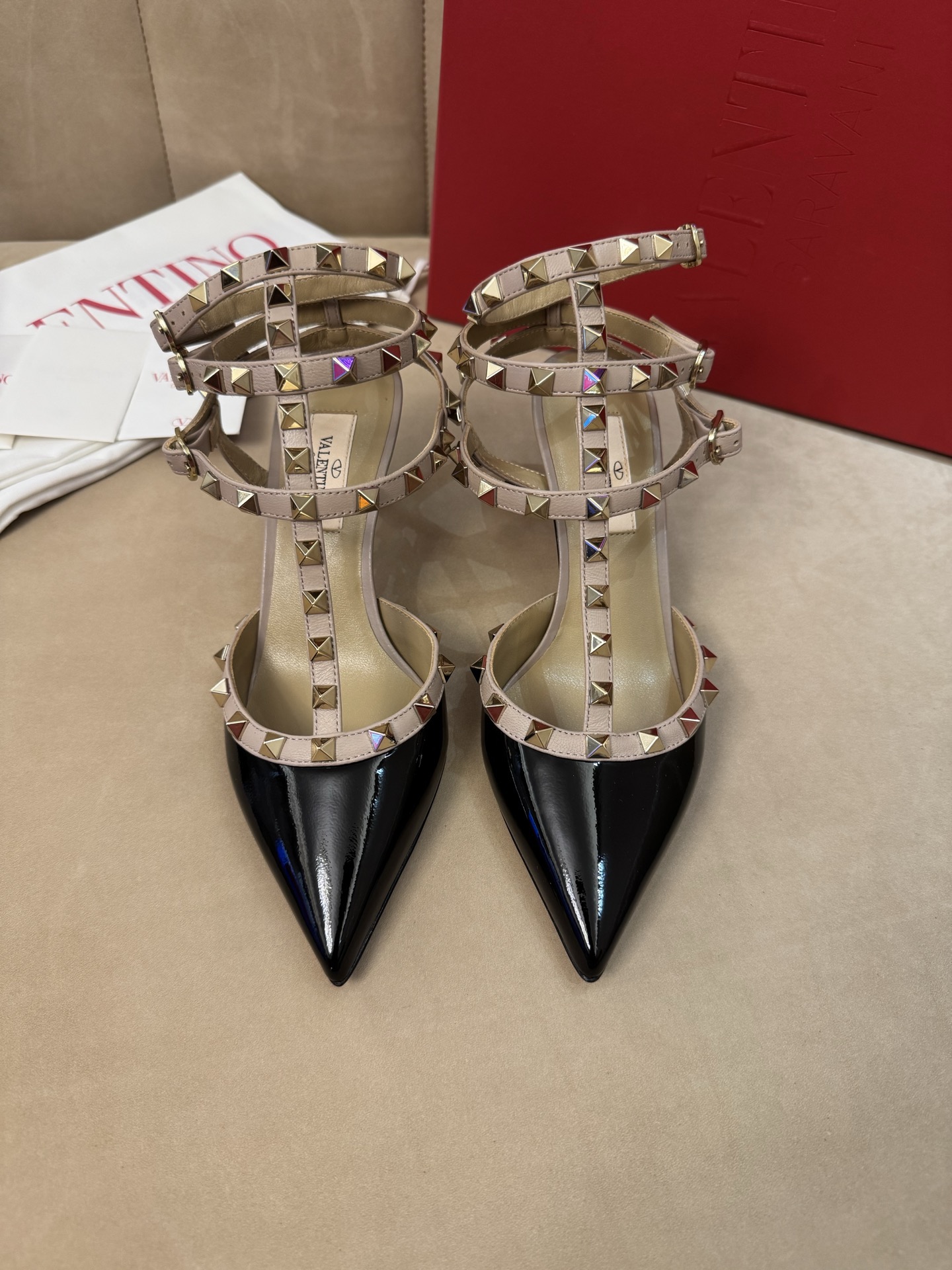 فالينتينو - VALENTINO