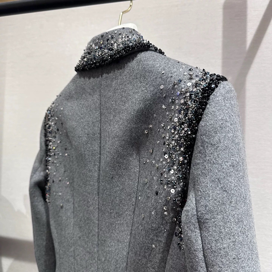 COAT  - Image 4